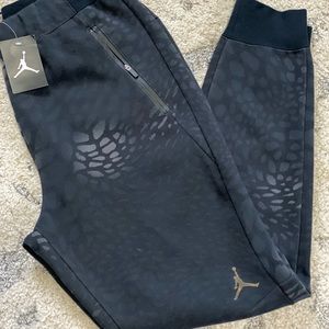 NWT Mens Nike Air Jordan sweat pants